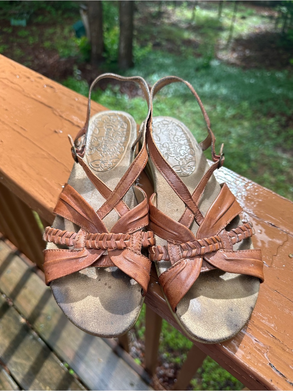 BareTraps brown leather strappy sandals